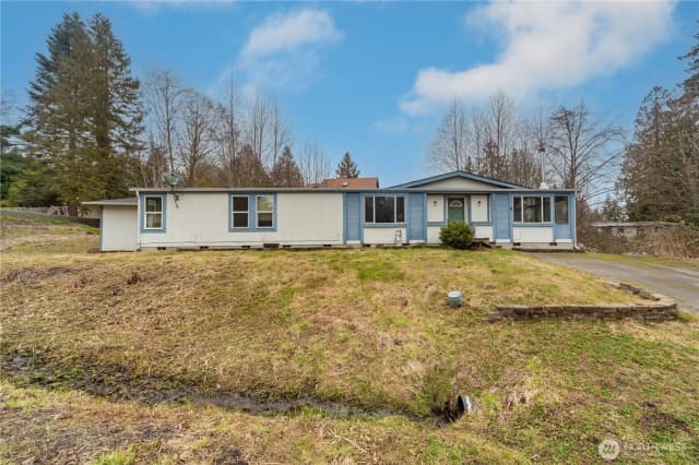 Property photo for 6612 Ne Pear Street, Suquamish