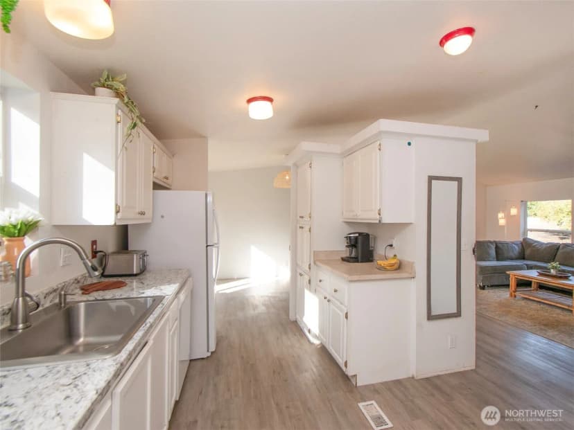 Property photo for 430 Craig Road, Sequim photo 10