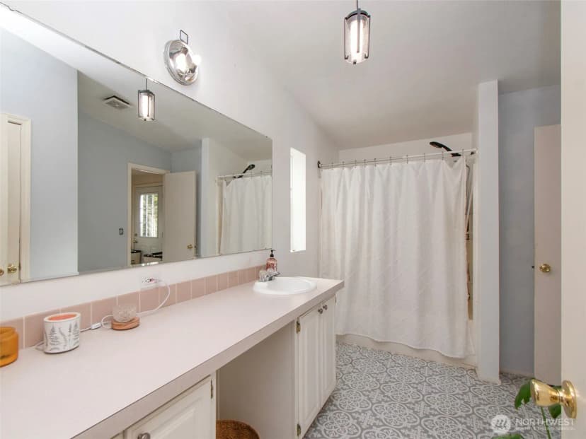 Property photo for 430 Craig Road, Sequim photo 14