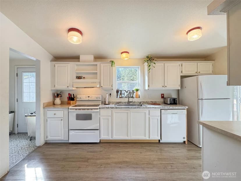Property photo for 430 Craig Road, Sequim photo 8