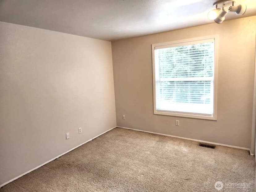 Property photo for 19316 Se 286th St, Kent photo 24