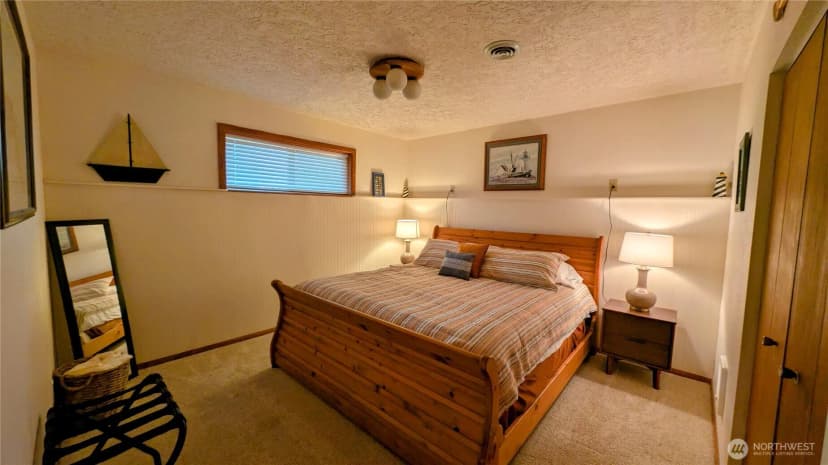 Property photo for 33513 G Street, Ocean Park photo 23