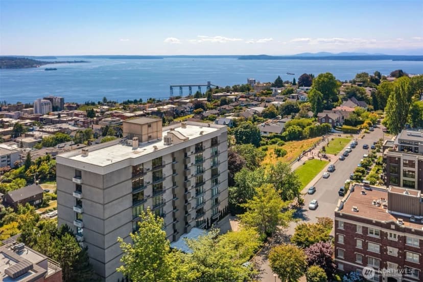 Property photo for 111 W Highland Drive #9e&9w, Seattle photo 38