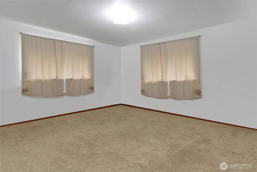 Property photo for 41011 96th Avenue E, Eatonville photo 8