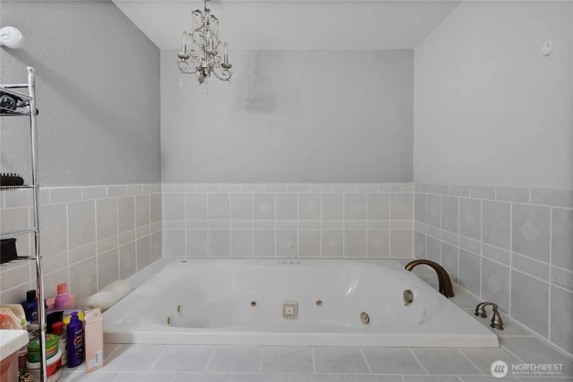 Property photo for 41011 96th Avenue E, Eatonville photo 11