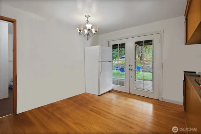 Property photo for 41011 96th Avenue E, Eatonville photo 5