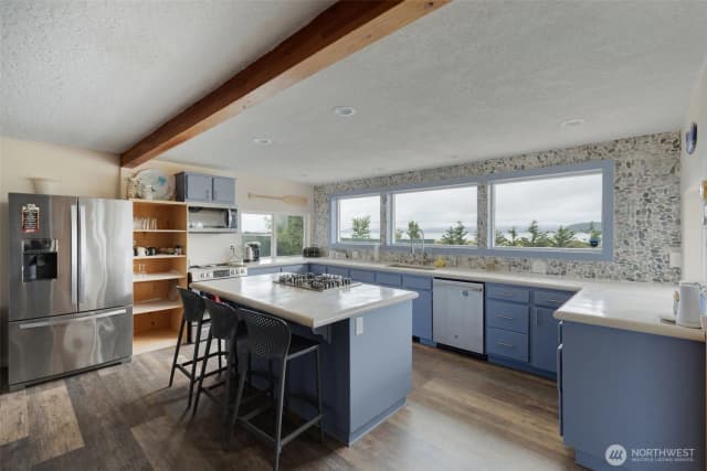 Property photo for 26320 Sandridge Road, Ocean Park photo 3