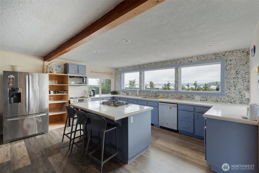 Property photo for 26320 Sandridge Road, Ocean Park photo 3