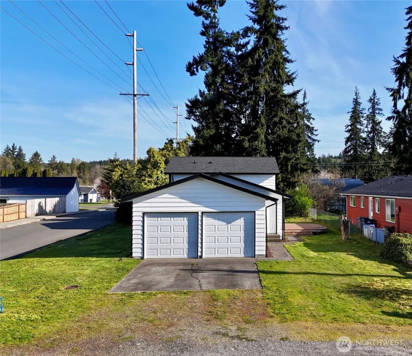 Property photo for 1716 W Young Street, Elma photo 29