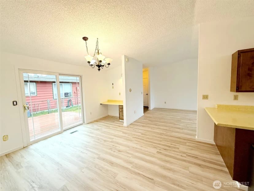 Property photo for 1716 W Young Street, Elma photo 13