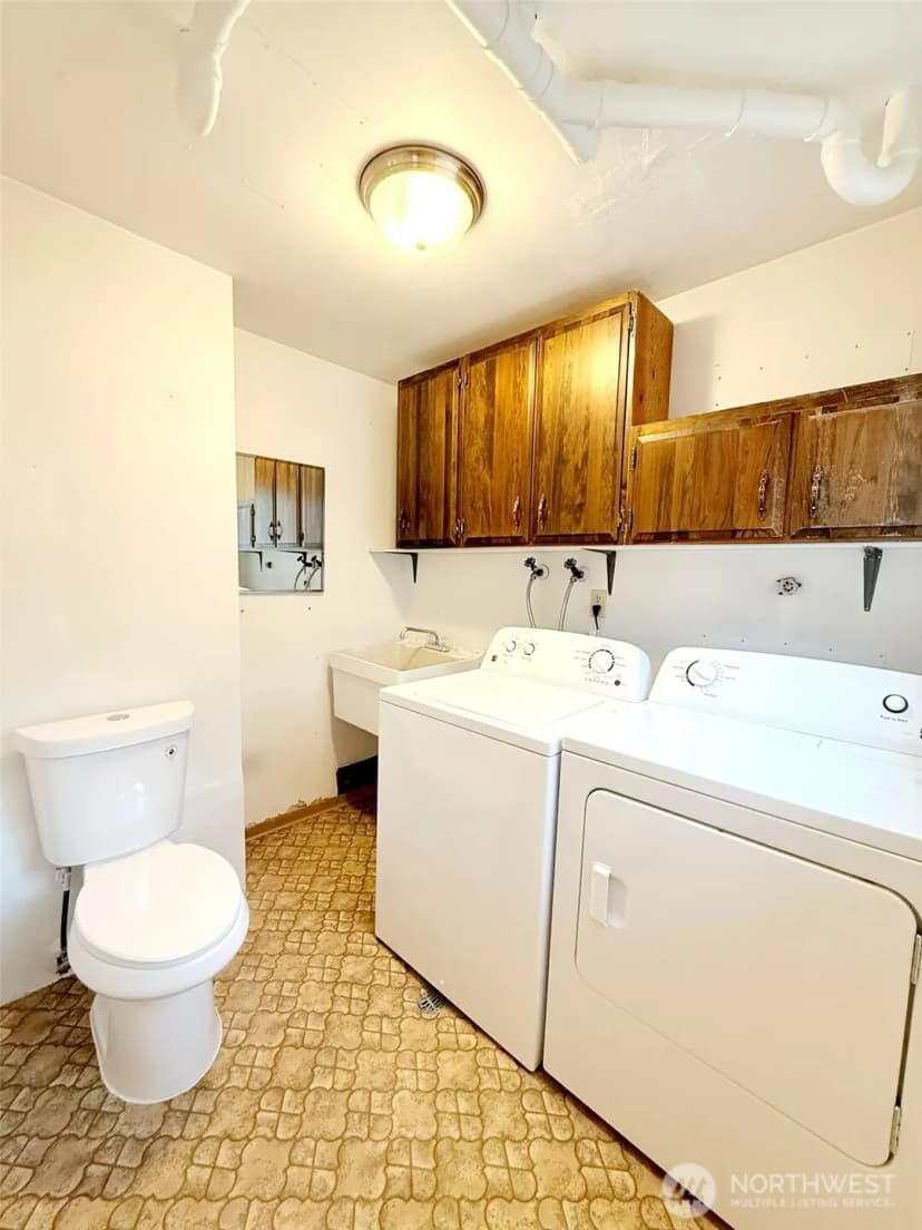 Property photo for 1716 W Young Street, Elma photo 27