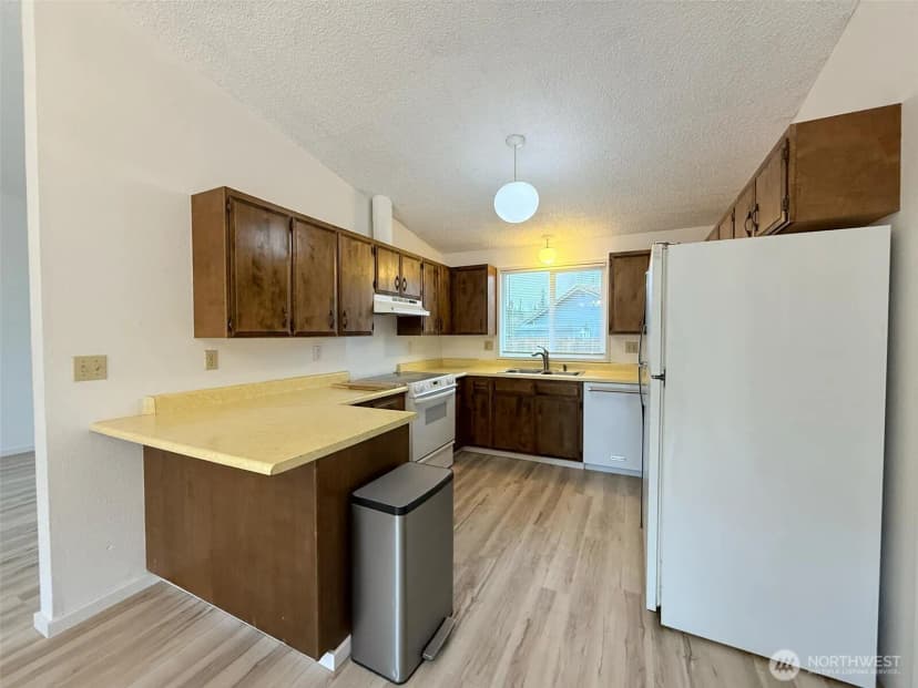 Property photo for 1716 W Young Street, Elma photo 10