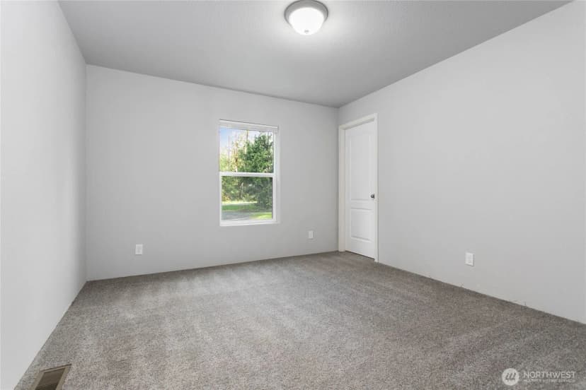 Property photo for 19675 Silver Creek Drive, Sedro Woolley photo 16