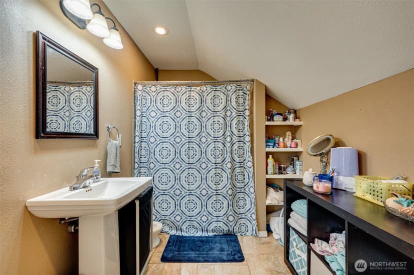 Property photo for 735 Nw New York Avenue, Chehalis photo 28