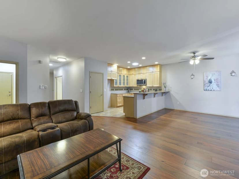 Property photo for 14414 21st Avenue E, Tacoma photo 6