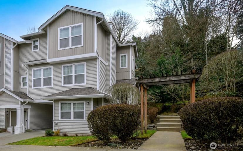 Property photo for 3733 S Holly Park Drive #4, Seattle photo 32