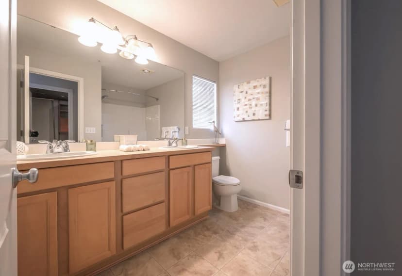 Property photo for 3733 S Holly Park Drive #4, Seattle photo 24