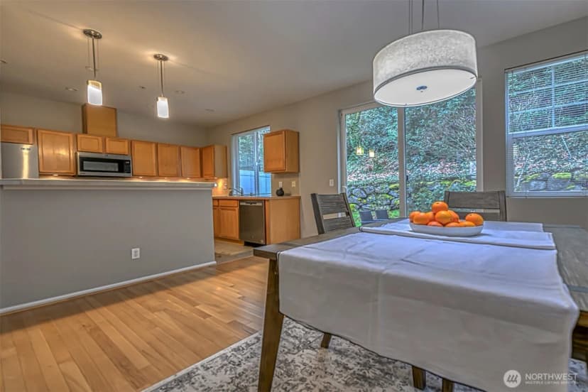 Property photo for 3733 S Holly Park Drive #4, Seattle photo 12