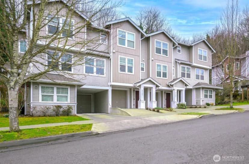 Property photo for 3733 S Holly Park Drive #4, Seattle photo 30