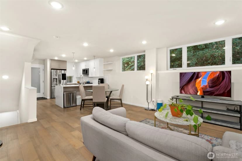 Property photo for 1709 15th Avenue S, Seattle photo 10