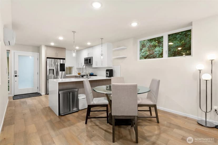 Property photo for 1709 15th Avenue S, Seattle photo 6