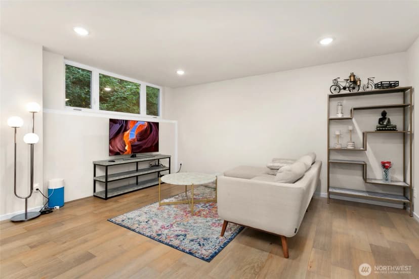 Property photo for 1709 15th Avenue S, Seattle photo 9