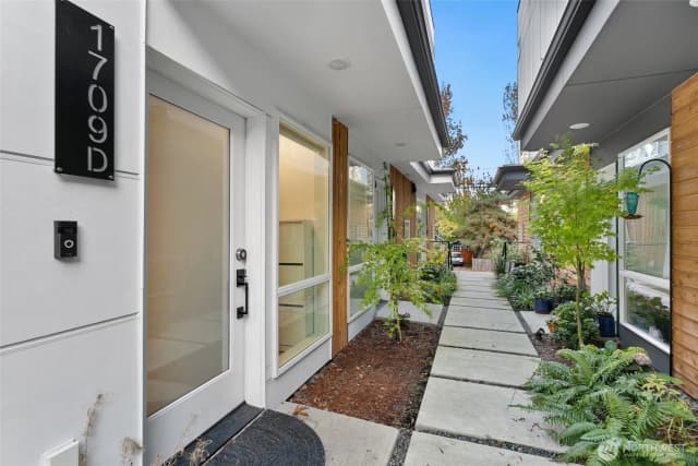 Property photo for 1709 15th Avenue S, Seattle