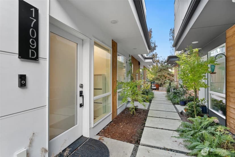 Property photo for 1709 15th Avenue S, Seattle