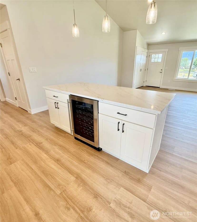 Property photo for 2575 1st Street Se, East Wenatchee photo 11
