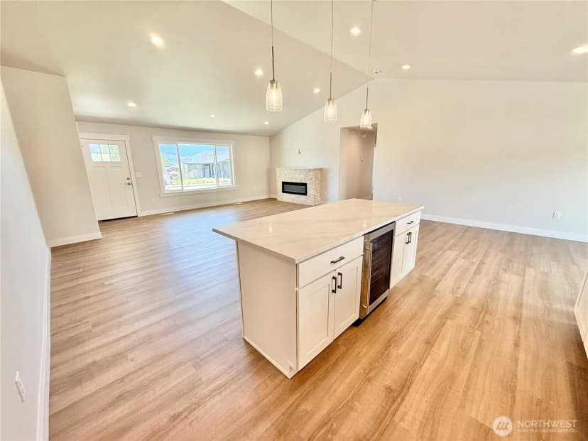 Property photo for 2575 1st Street Se, East Wenatchee photo 12