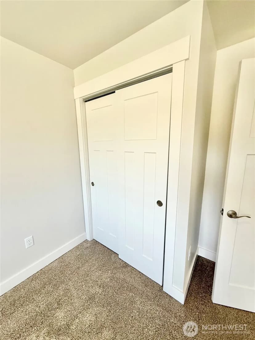 Property photo for 2575 1st Street Se, East Wenatchee photo 24