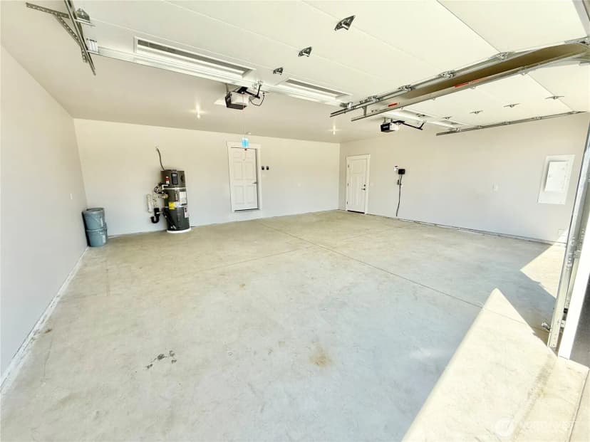 Property photo for 2575 1st Street Se, East Wenatchee photo 37