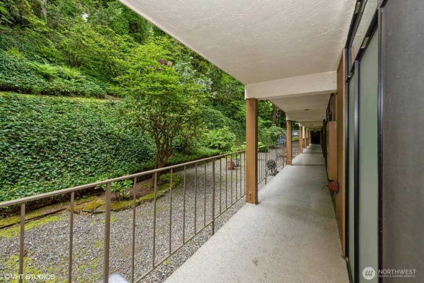Property photo for 1221 Harbor Avenue Sw #105, Seattle photo 13