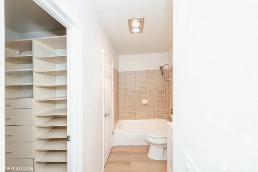 Property photo for 1221 Harbor Avenue Sw #105, Seattle photo 11
