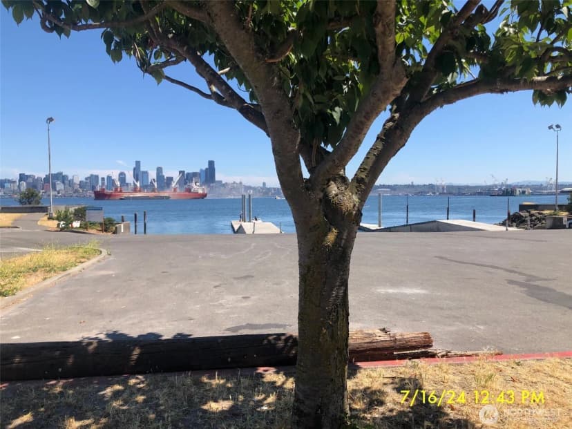 Property photo for 1221 Harbor Avenue Sw #105, Seattle photo 19