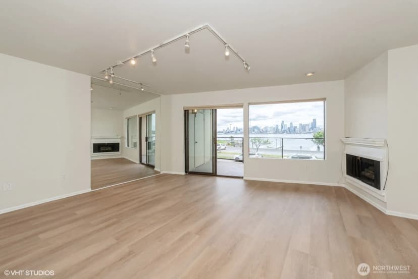 Property photo for 1221 Harbor Avenue Sw #105, Seattle photo 4