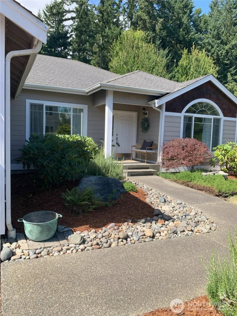 Property photo for 11812 12th Avenue Ct Nw, Gig Harbor photo 4
