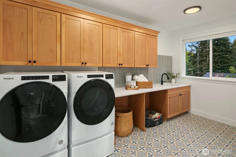 Property photo for 12015 Ne 73rd Street, Kirkland photo 38
