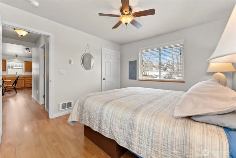 Property photo for 404 Bluff Street, Winthrop photo 16