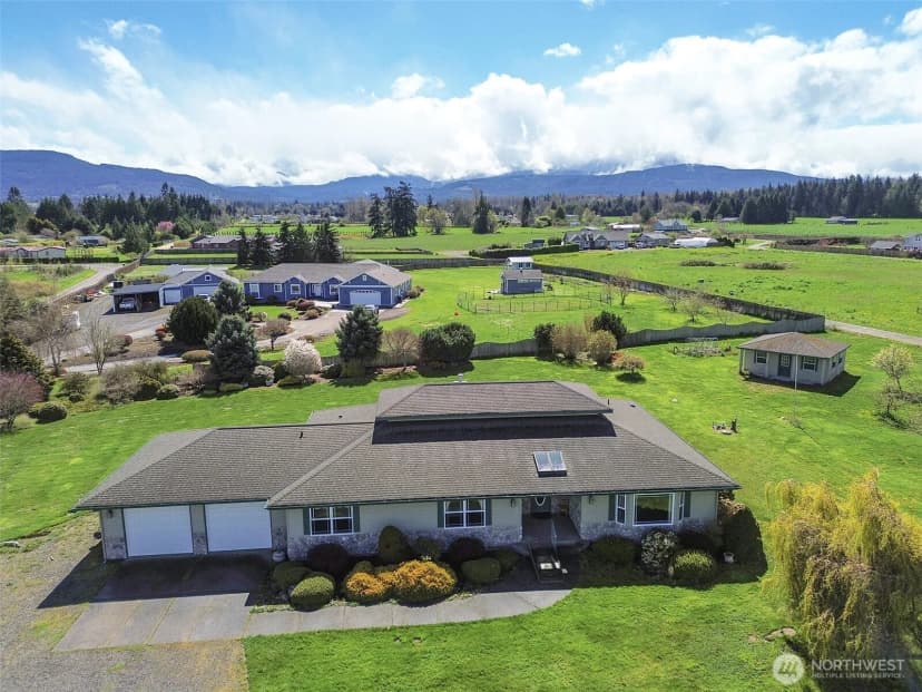 Property photo for 602 Mccomb Road, Sequim