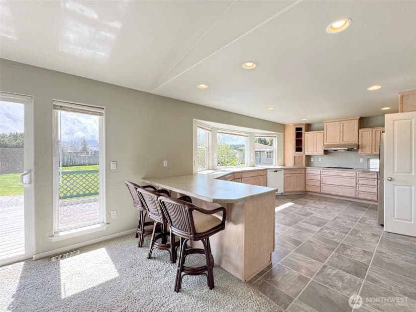 Property photo for 602 Mccomb Road, Sequim photo 9