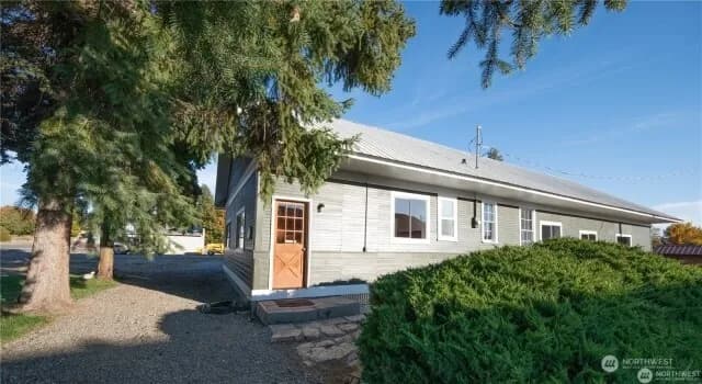 Property photo for 108 S Rainier Street, Waterville photo 16