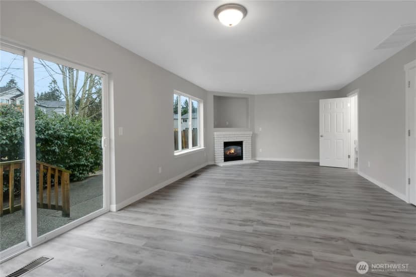 Property photo for 8824 161st Street Ct E, Puyallup photo 10
