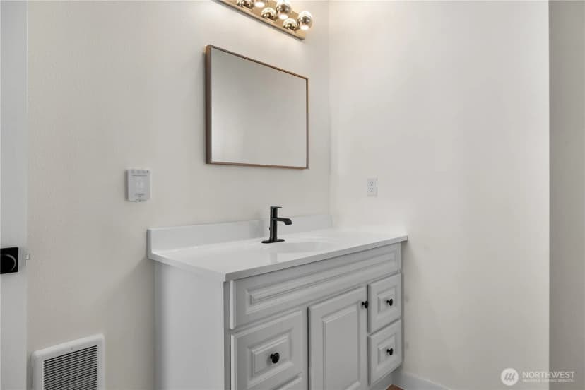 Property photo for 608 N 2nd Street, Westport photo 28