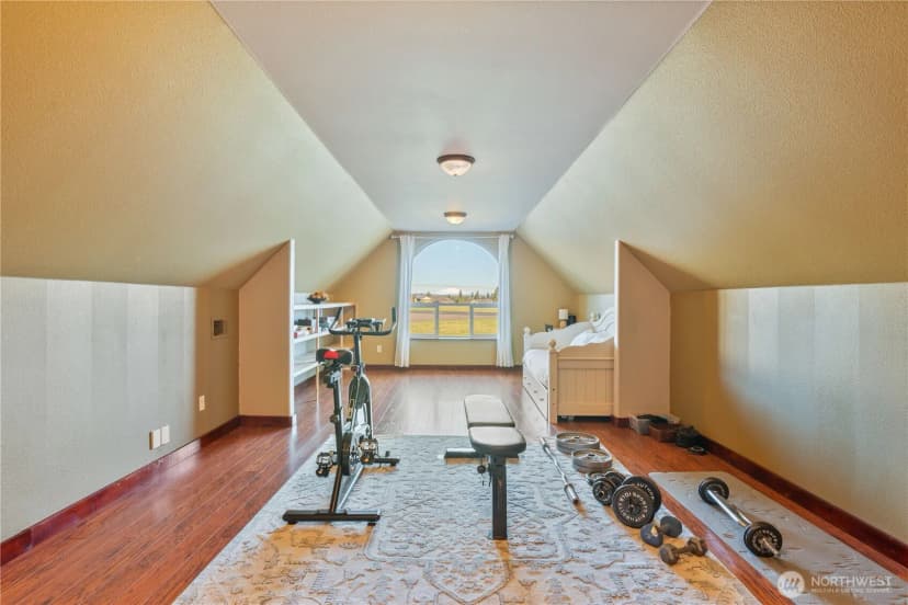 Property photo for 111 Breezeway Drive, Longview photo 25