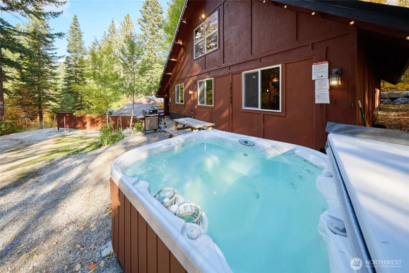Property photo for 18769 Pine Cone Drive & 17025 Lupine Drive, Leavenworth photo 9