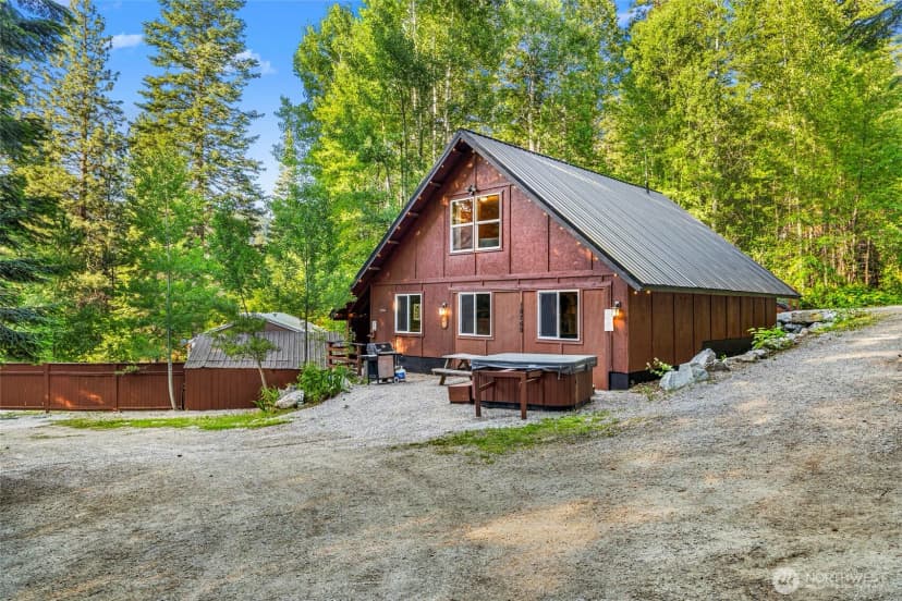 Property photo for 18769 Pine Cone Drive & 17025 Lupine Drive, Leavenworth photo 2
