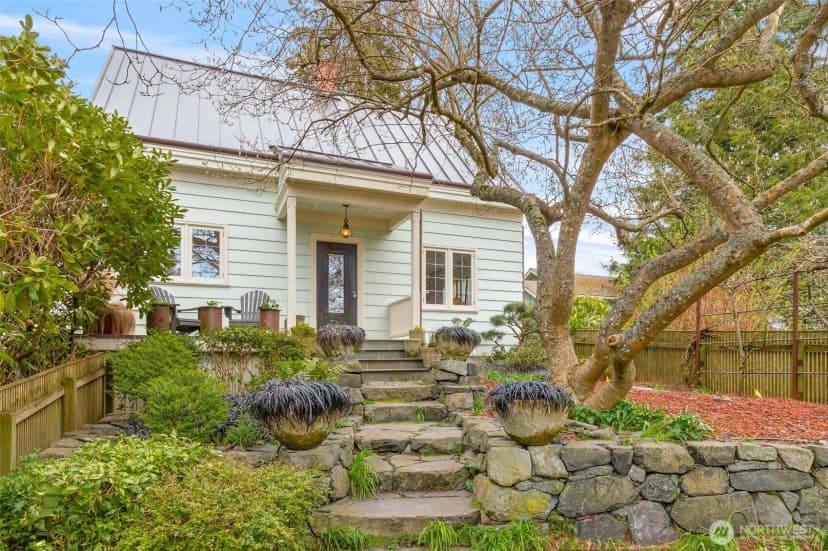 Property photo for 22032 Dockton Road Sw, Vashon photo 2