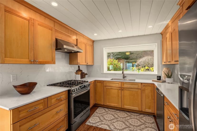 Property photo for 4452 Rockaway Beach Road Ne, Bainbridge Island photo 22