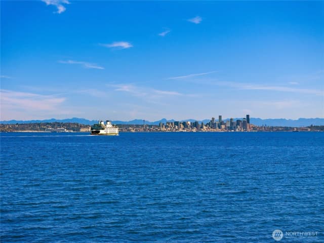 Property photo for 4452 Rockaway Beach Road Ne, Bainbridge Island